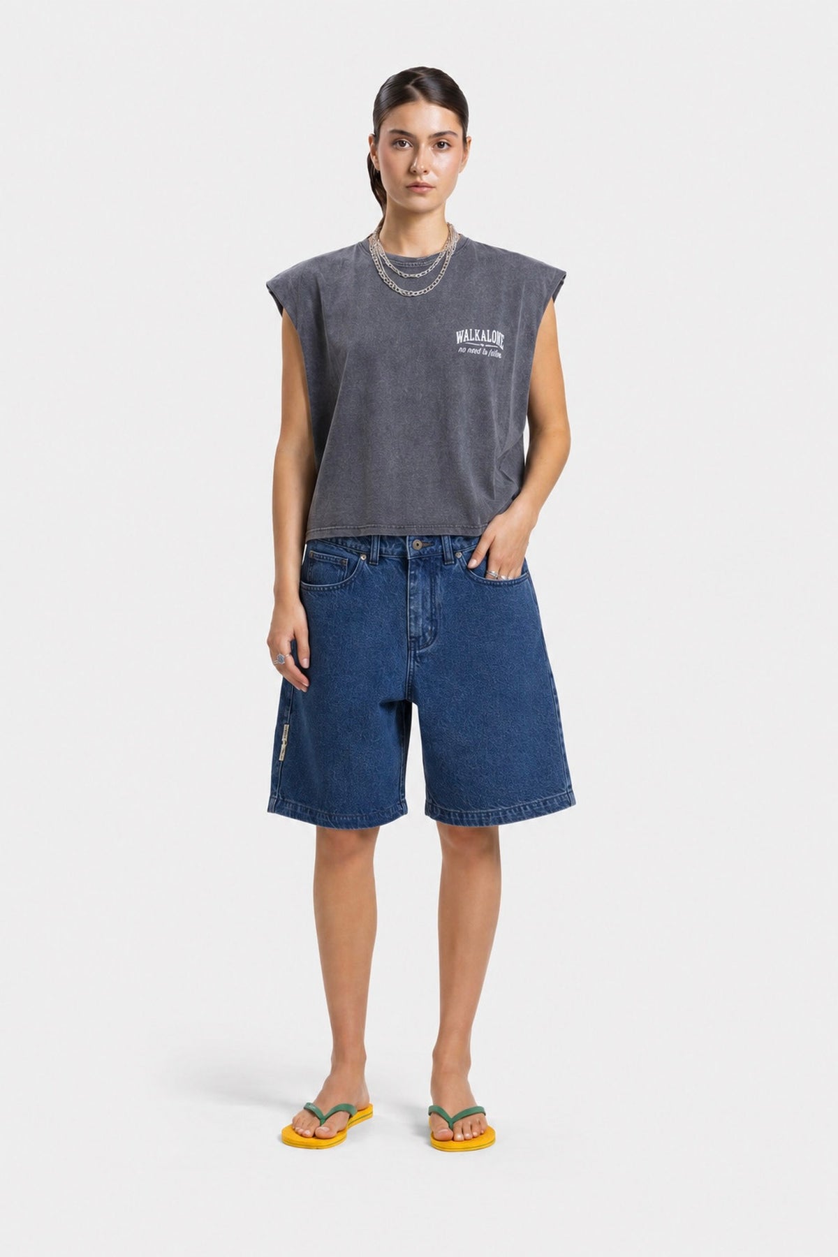 Unbound Eagle Sleeveless Tee -Washed grey