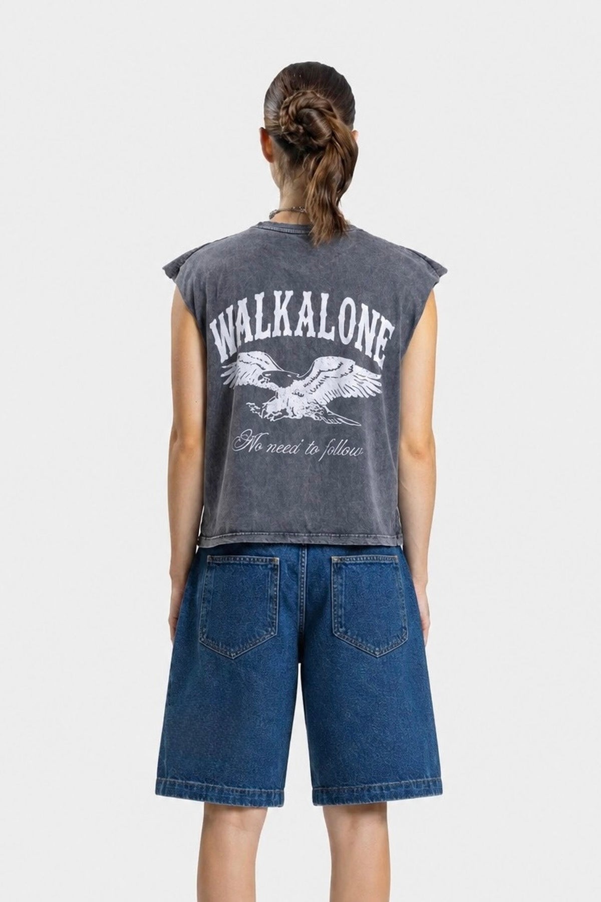 Unbound Eagle Sleeveless Tee -Washed grey